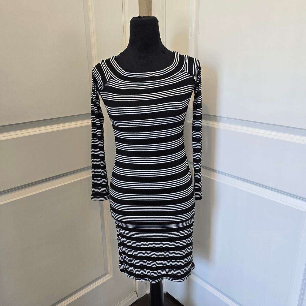 Women's Lumiere Black and White Ribbed Off Shoulder Long Sleeve Dress Size M